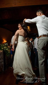 Emily & Christopher at Bay Pointe Golf Club West Bloomfield MI wedding photography