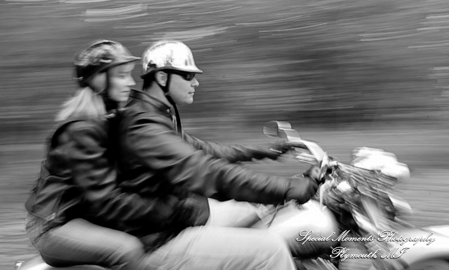 Kam & Jim at Robert H Long Park Commerce Twp MI engagement photograph