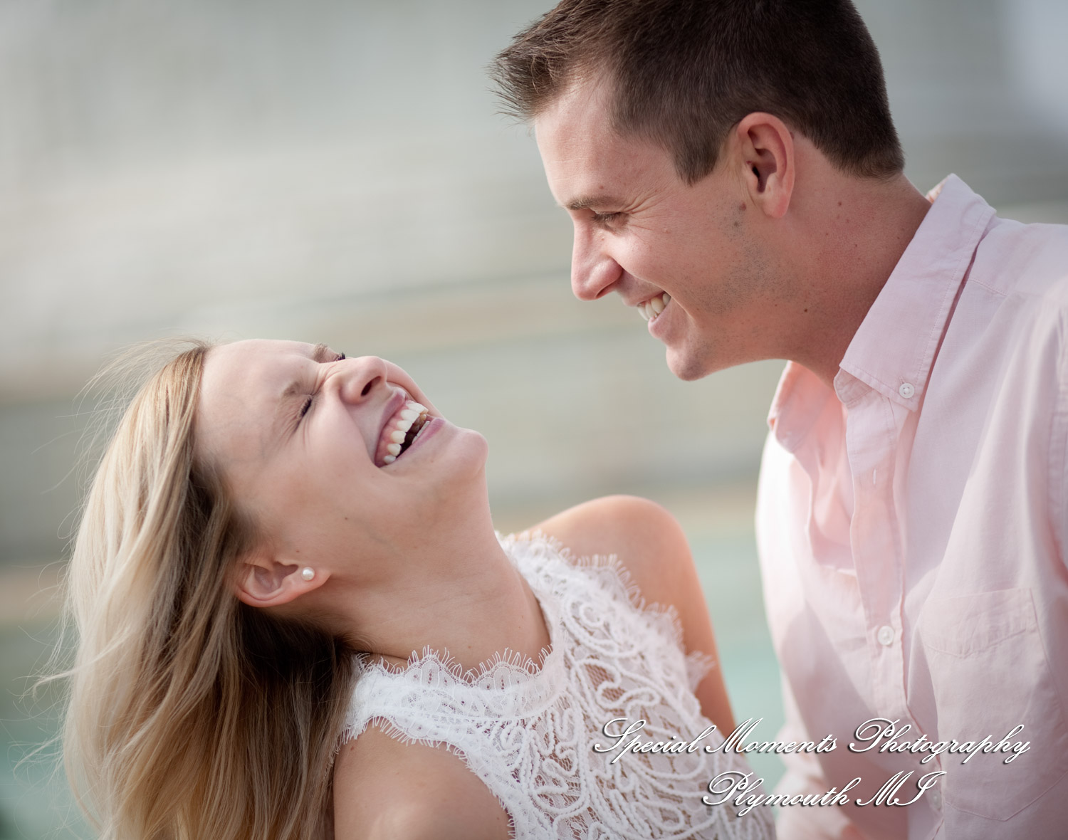 Emily & Sean at Belle Isle Fountain Detroit MI engagement photograph