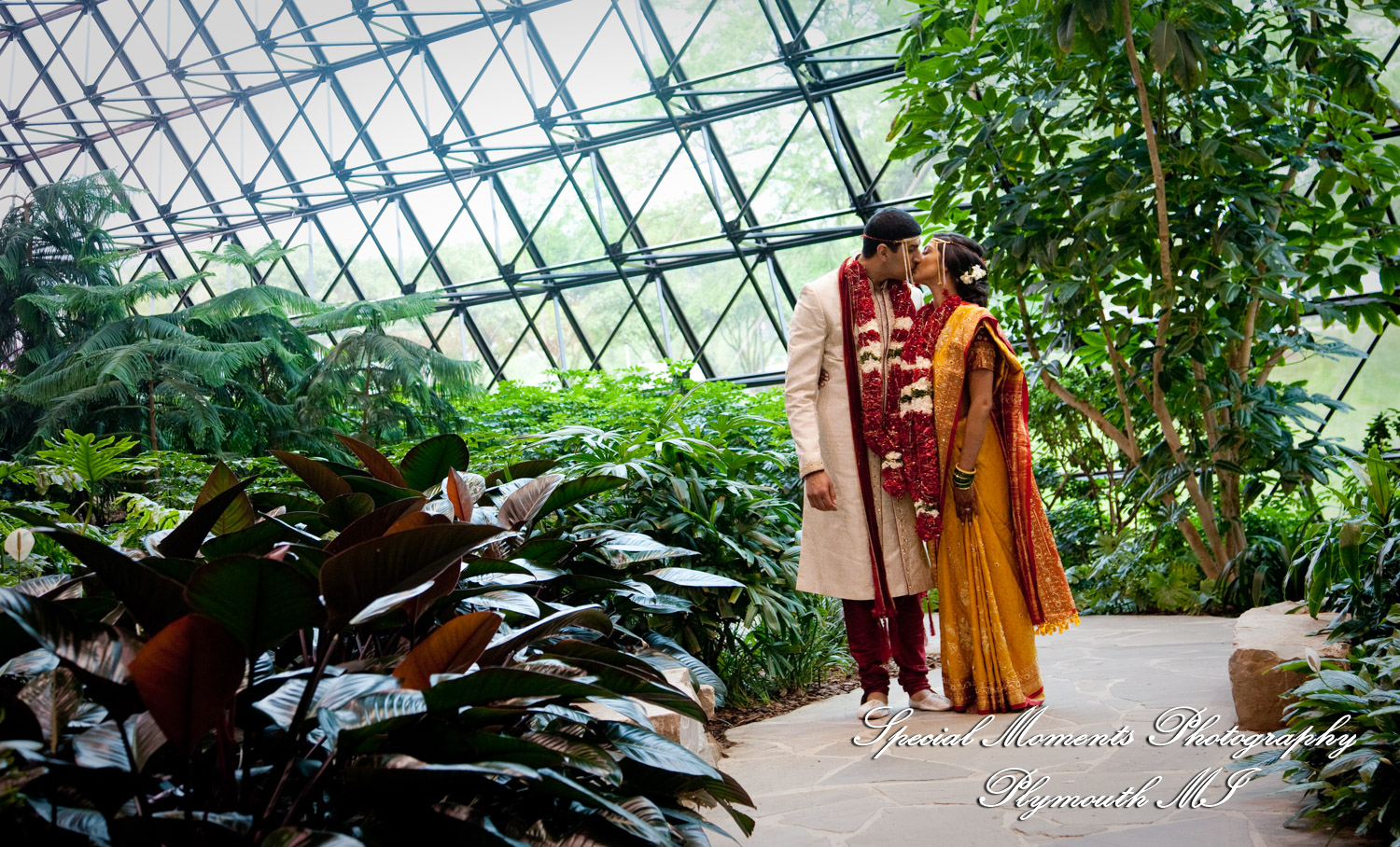 Sharmila & Sameer at The Westin Southfield Detroit MI wedding photograph