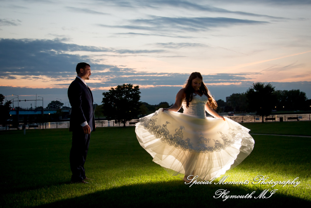Ariana & Jeffrey DoubleTree Hilton Hotel Bay City MI wedding photography