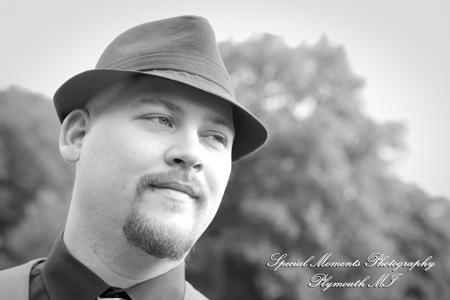 Sara & Andrew at Wilcox Lake Park Plymouth MI engagement photography